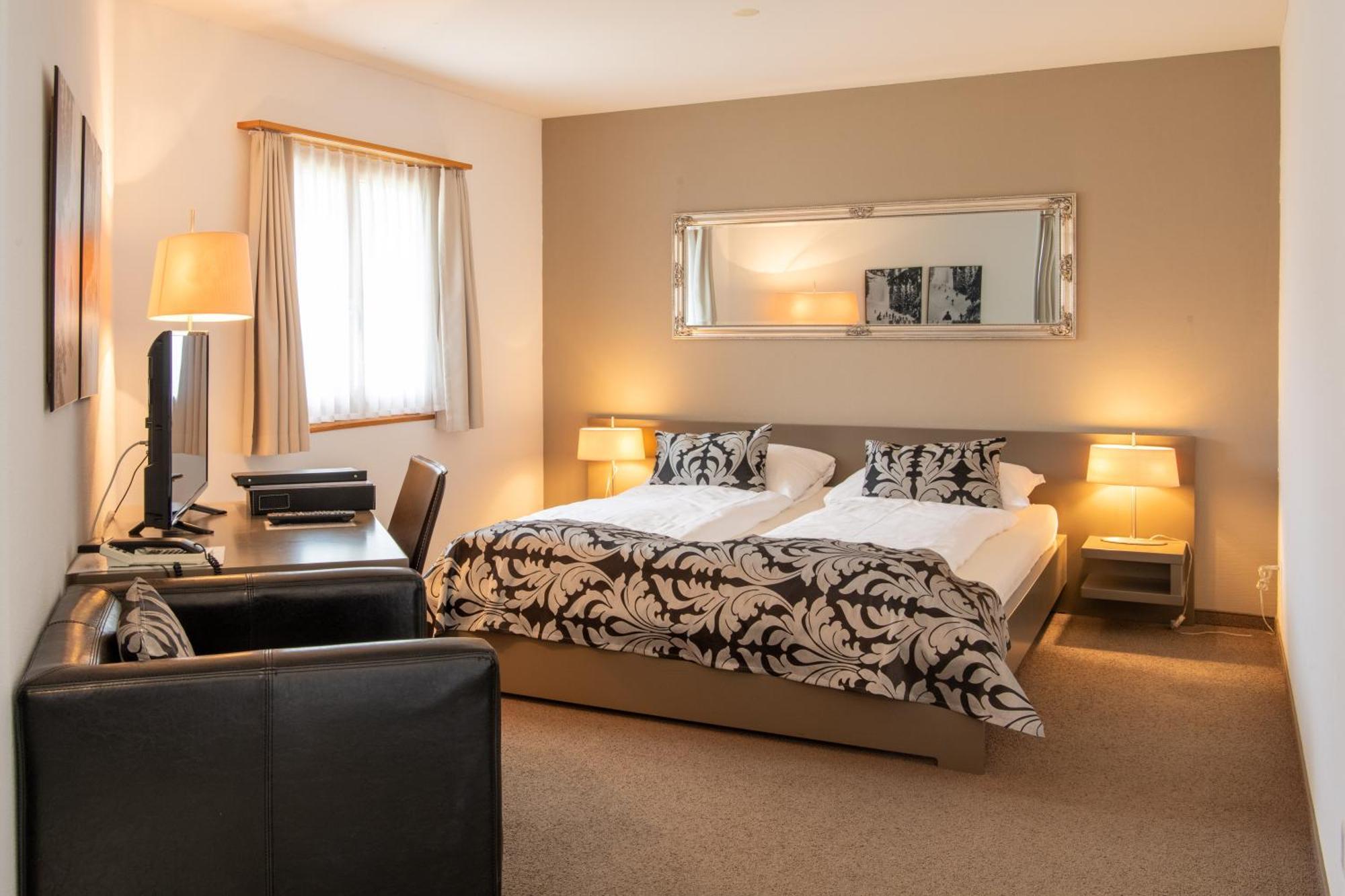Ferienwohnungen Hotel Allegra Zuoz Zewnętrze zdjęcie