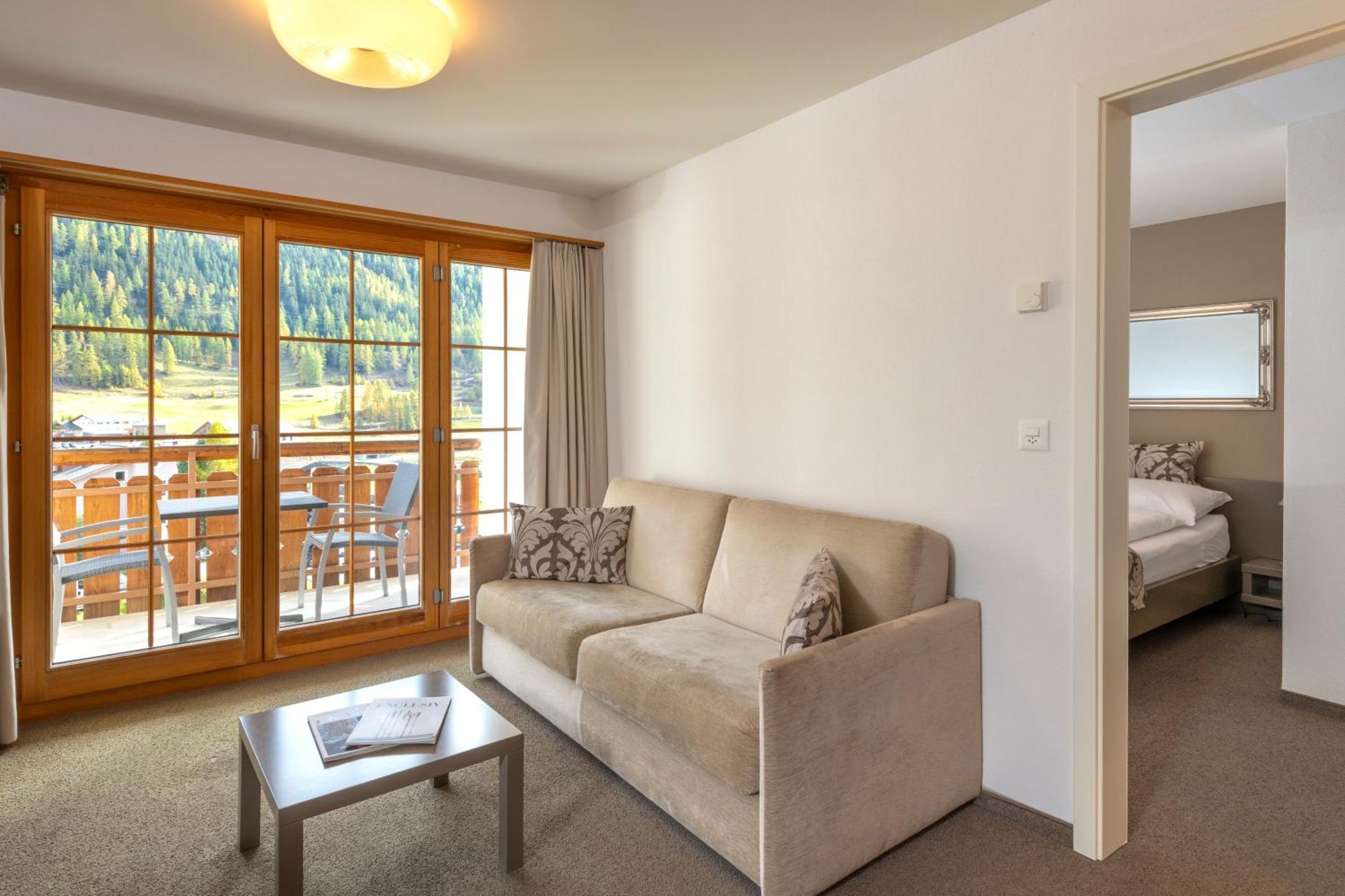 Ferienwohnungen Hotel Allegra Zuoz Zewnętrze zdjęcie