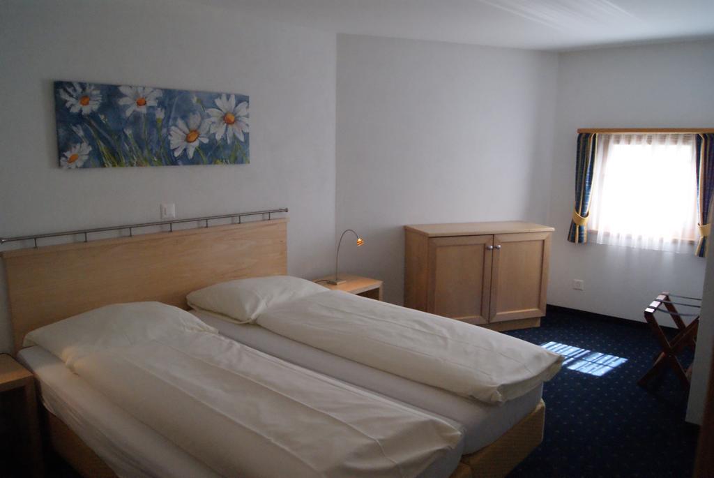 Ferienwohnungen Hotel Allegra Zuoz Zewnętrze zdjęcie